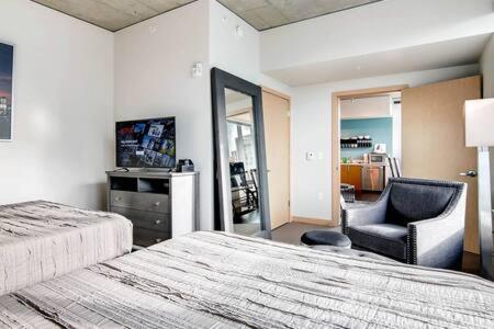 Speechless In Seattle - #1 Location - 2Br - Free Parking - Vr1 아파트 외부 사진